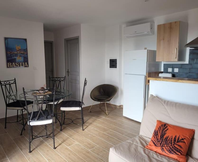 Charmant Petit Logement A 3 Kms De La Plage Belgodère Extérieur photo