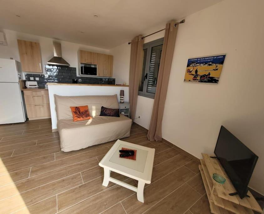 Charmant Petit Logement A 3 Kms De La Plage Belgodère Extérieur photo